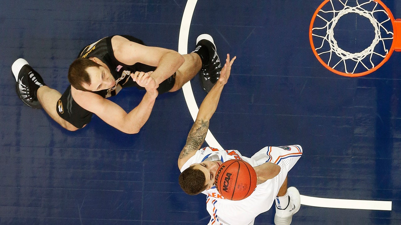 No. 1 Florida turns it on late, beats Mizzou in SEC quarters